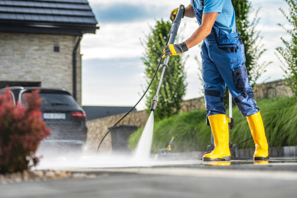 Pressure Washing Contractors in Brighton, IL